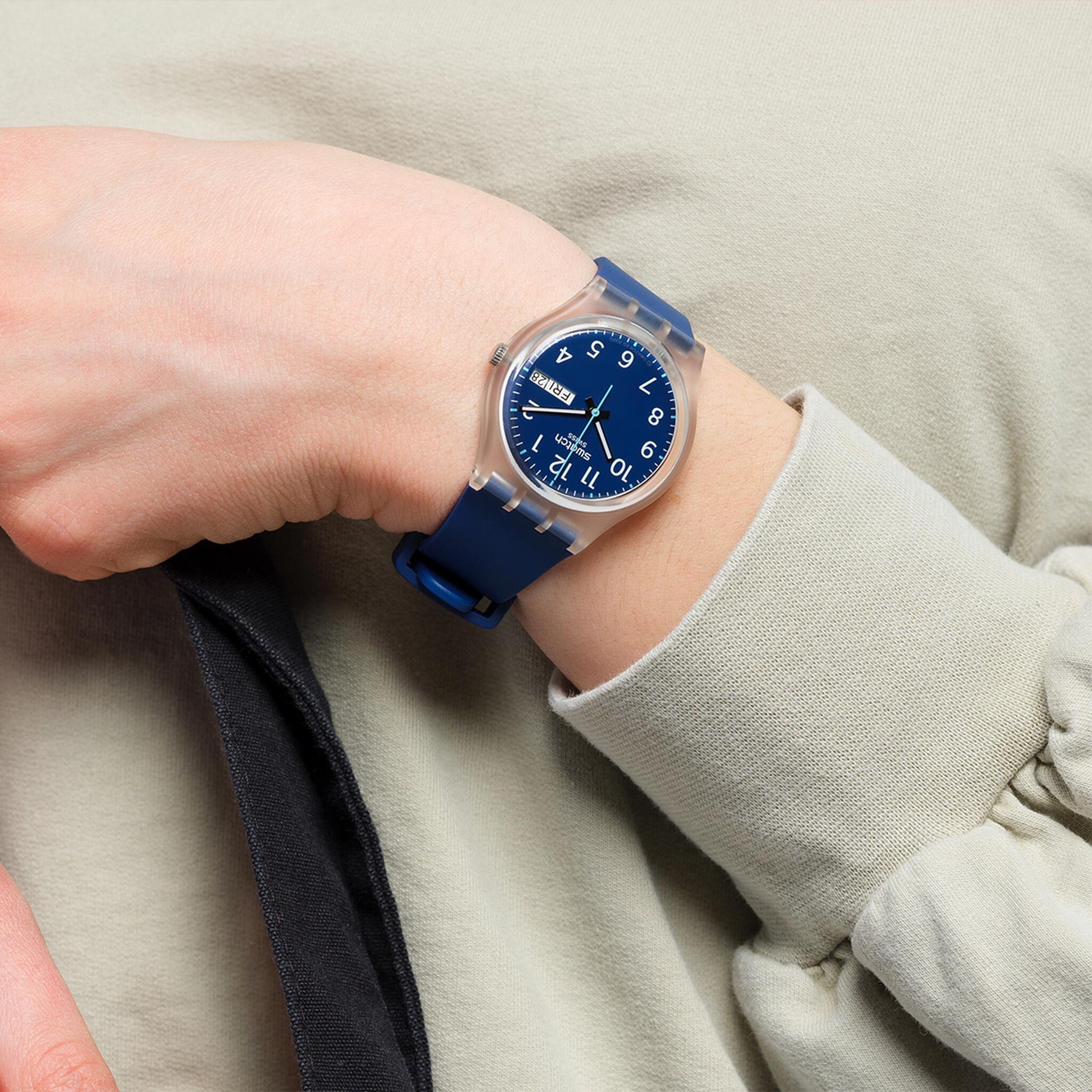 https://static.swatch.com/images/product/GE725/li2/GE725_li2_ec001.jpg