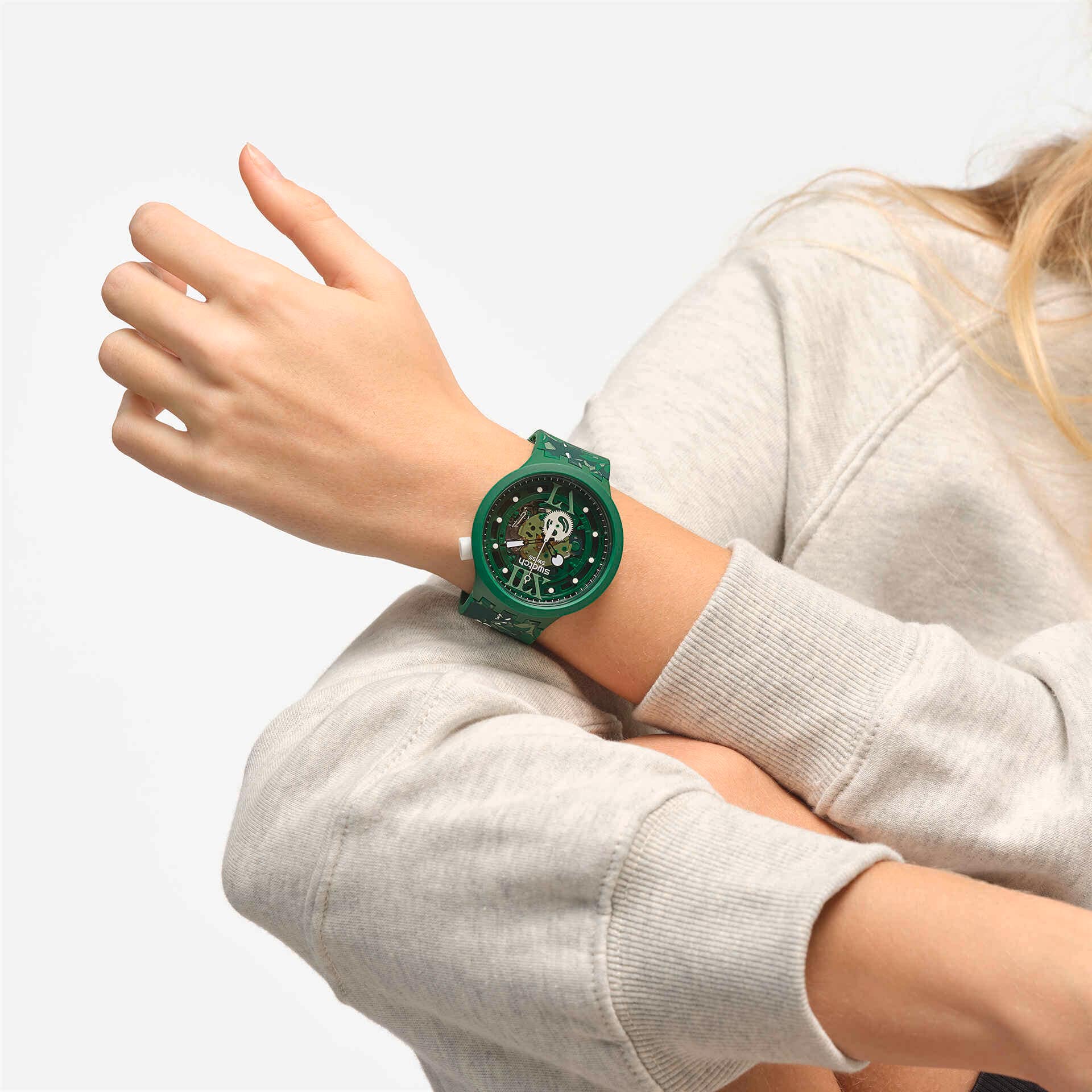 CAMOFLOWER GREEN - SB05G104 | Swatch® Official Online Store