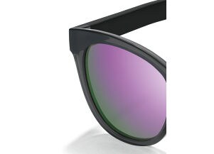 THE EYES OF CHARLOTTE