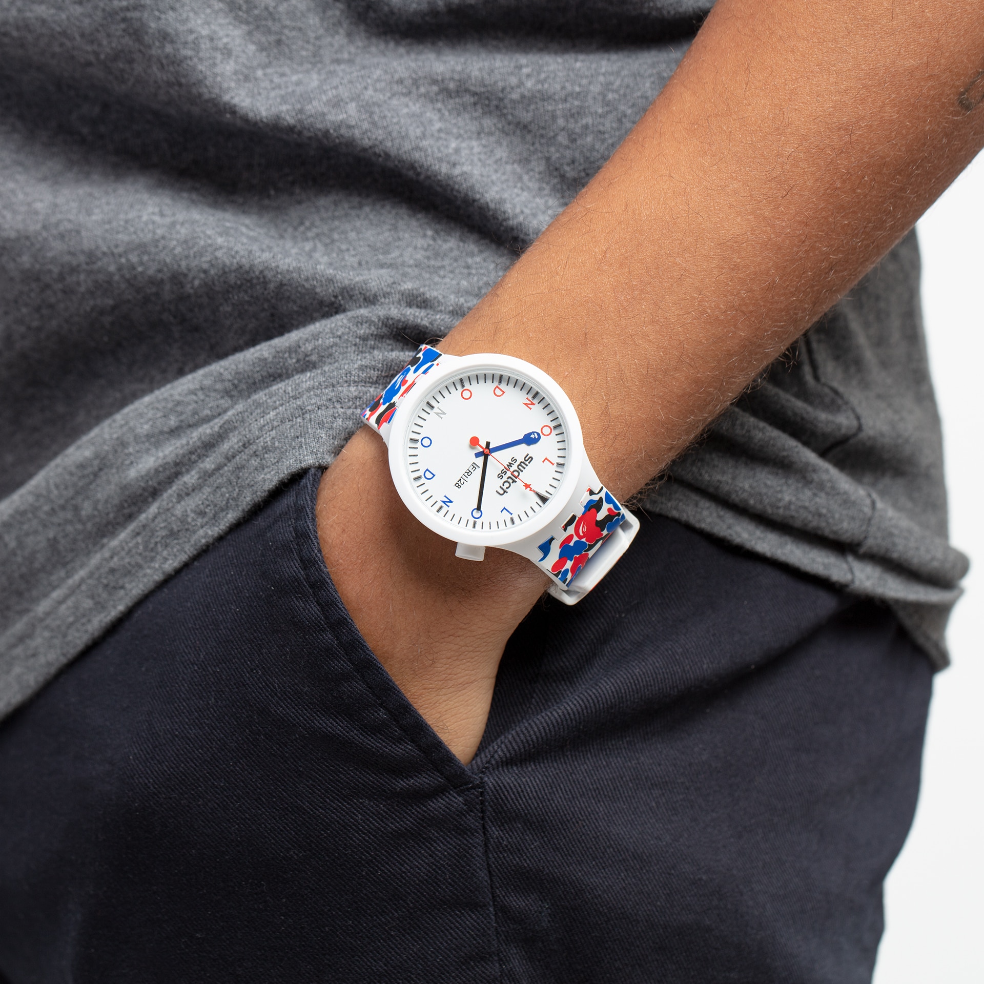 "SWATCH x BAPE CONDUIT STREET" Gallery Image #3