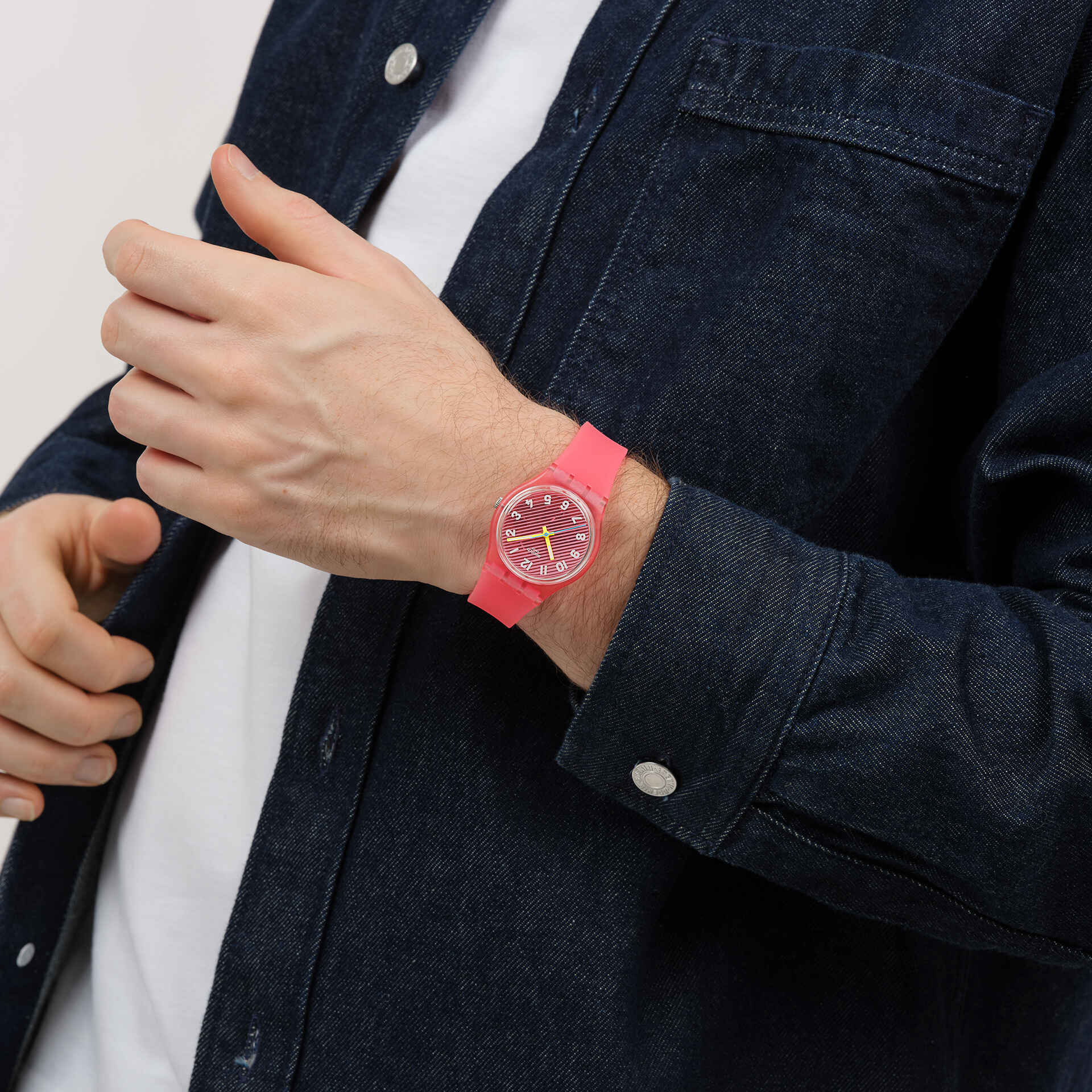 WAVELENGTHS OF CORAL - SO28P114 | Swatch® 日本