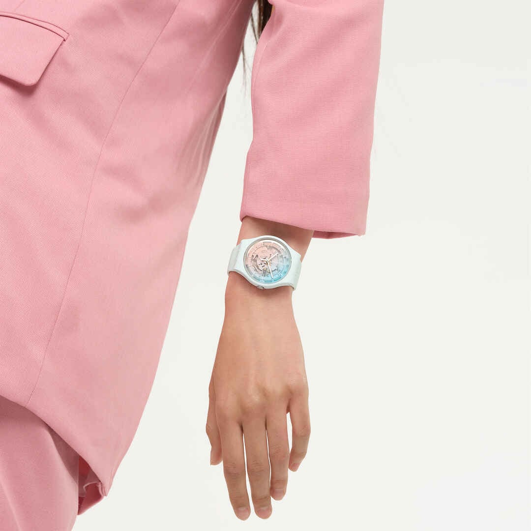 FLEETINGLY ICEBLUE - SO32S101 | Swatch® United States