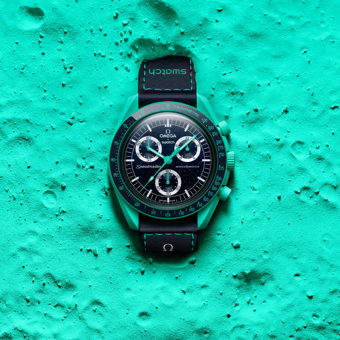 MISSION ON EARTH - POLAR LIGHTS - SO33L103 | Swatch® United States