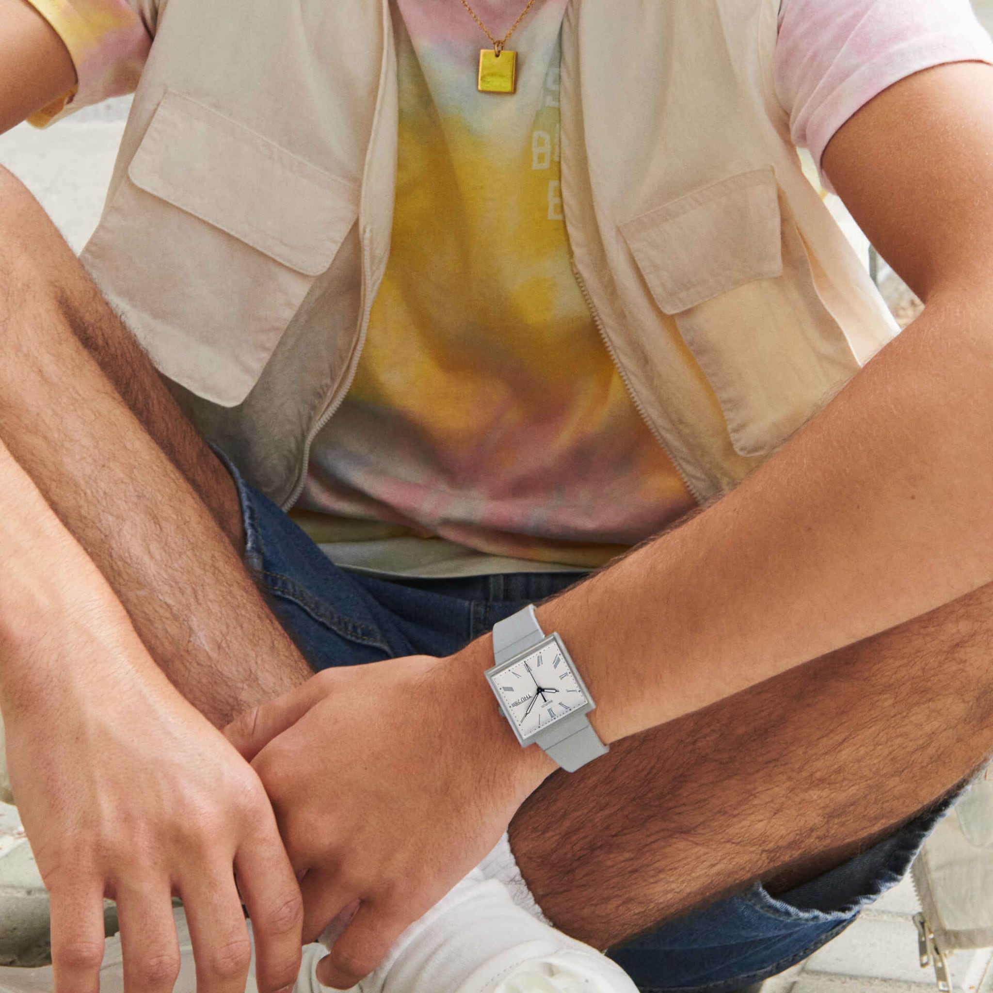 https://static.swatch.com/images/product/SO34M700/li1/SO34M700_li1_ec001.jpg