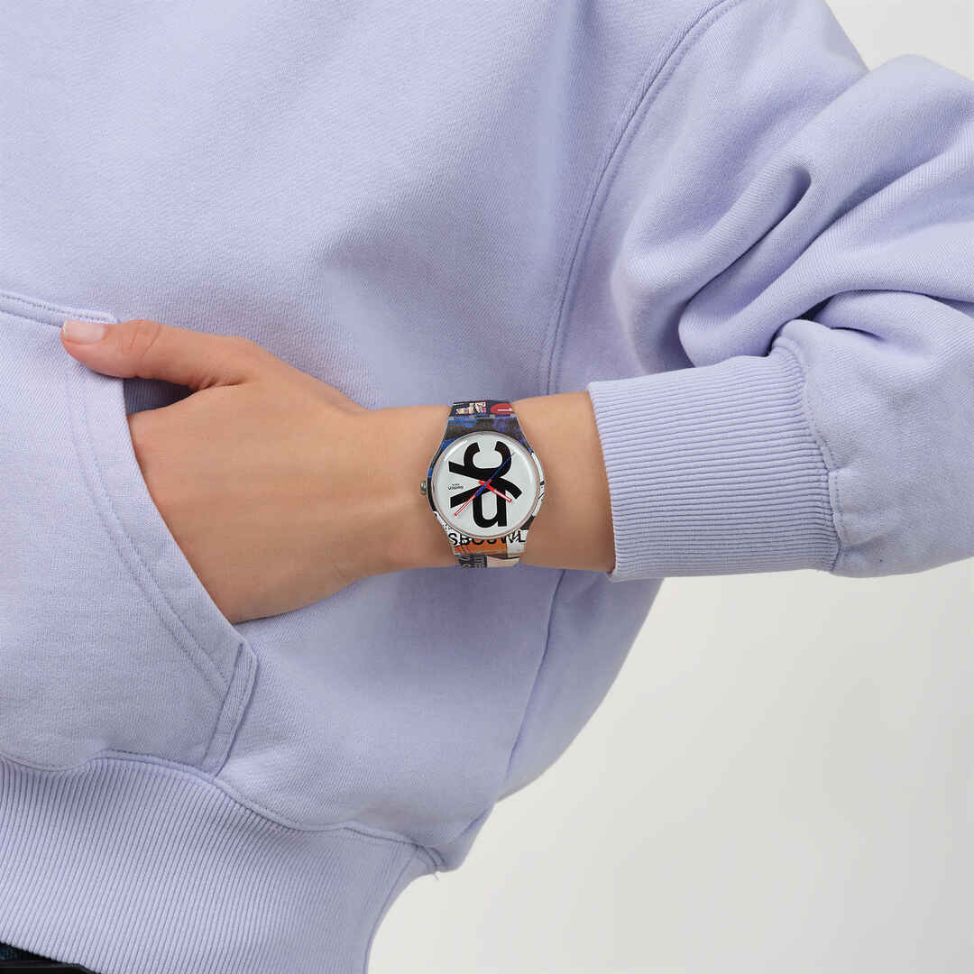 Life style view of product CARSONTIME