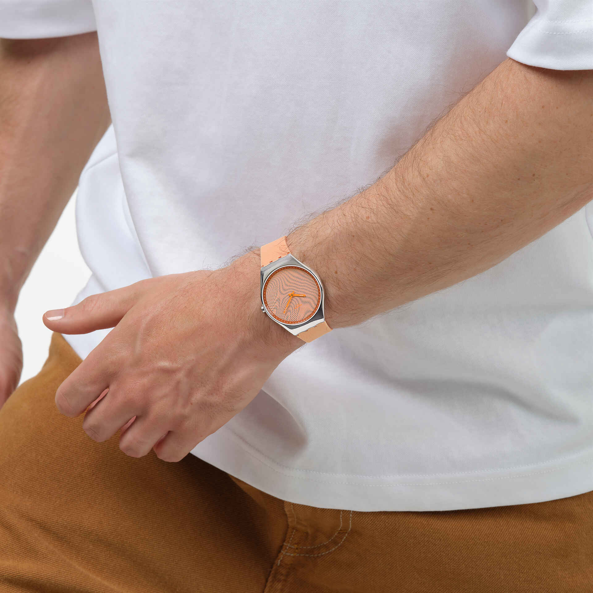 IRIDESCENTLY PEACH - SYXS166 | Swatch® 日本